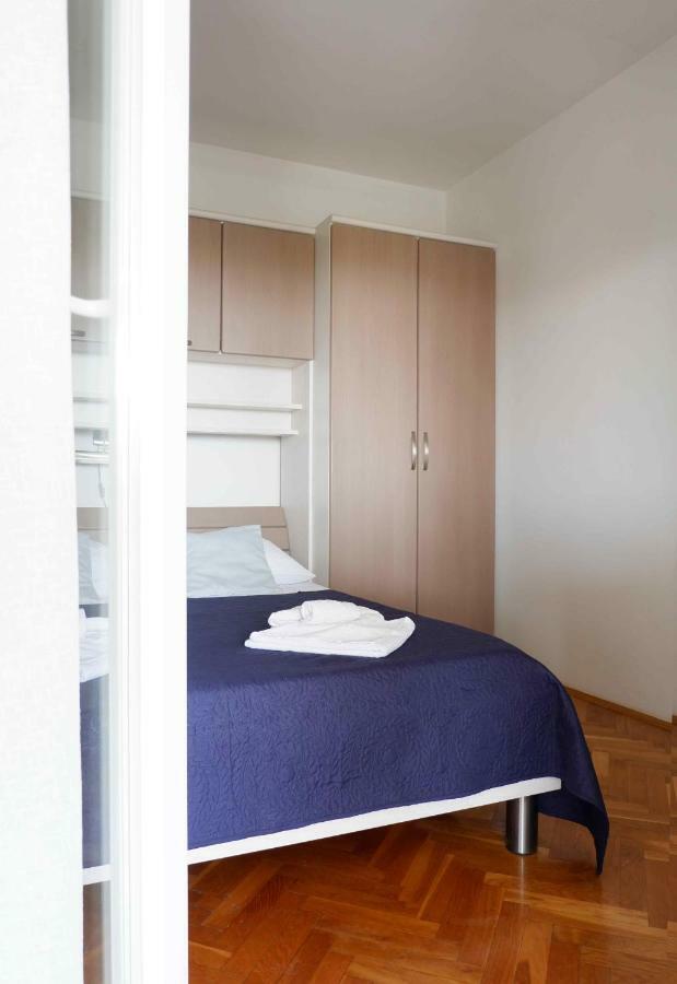 Apartment Ponos Krk Town Eksteriør billede