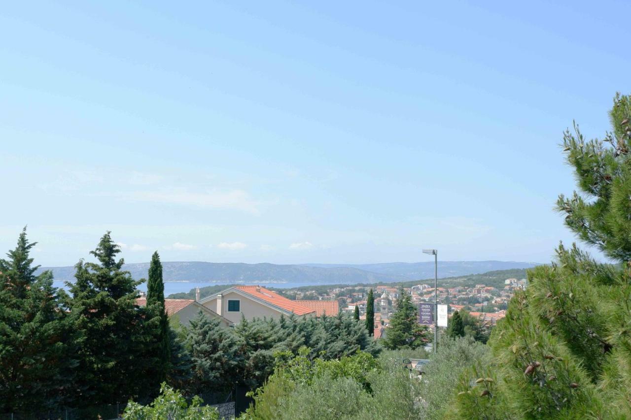 Apartment Ponos Krk Town Eksteriør billede